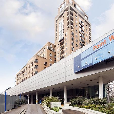 Point West Apartments ลอนดอน ภายนอก รูปภาพ