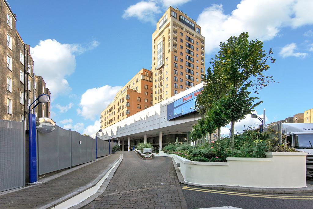 Point West Apartments ลอนดอน ภายนอก รูปภาพ
