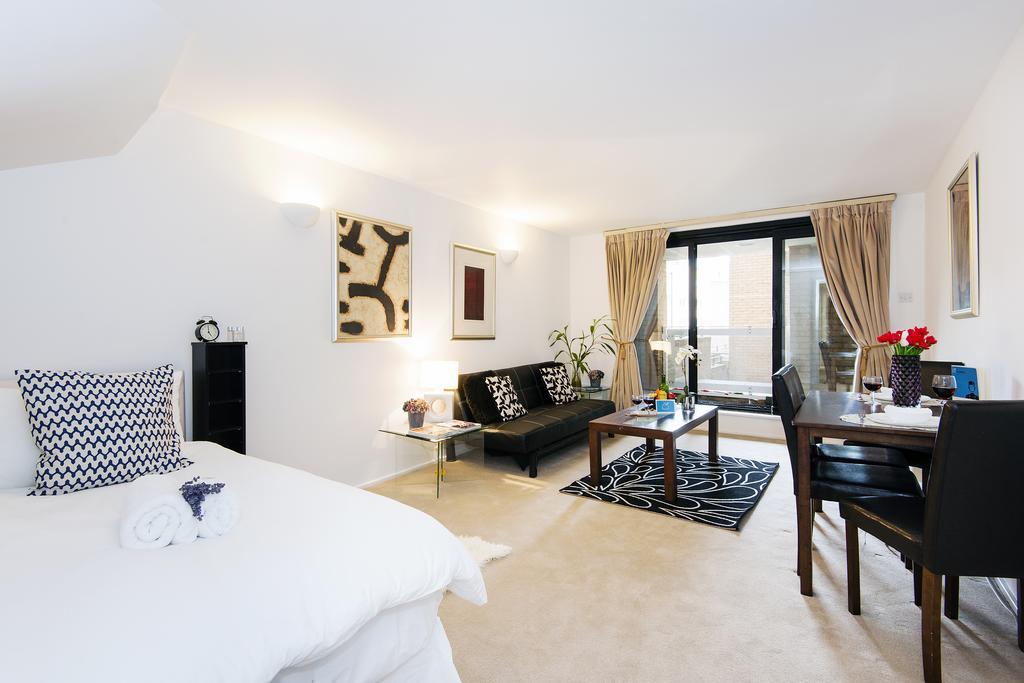 Point West Apartments ลอนดอน ห้อง รูปภาพ